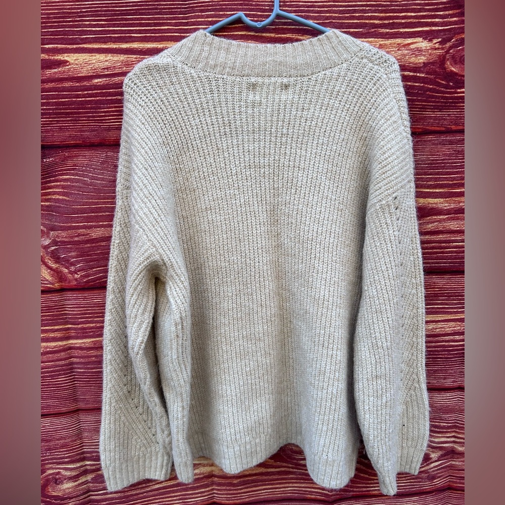 Old Navy Size L oversized shaker stitch knit beige grandpa cardigan sweeter - Picture 5 of 5